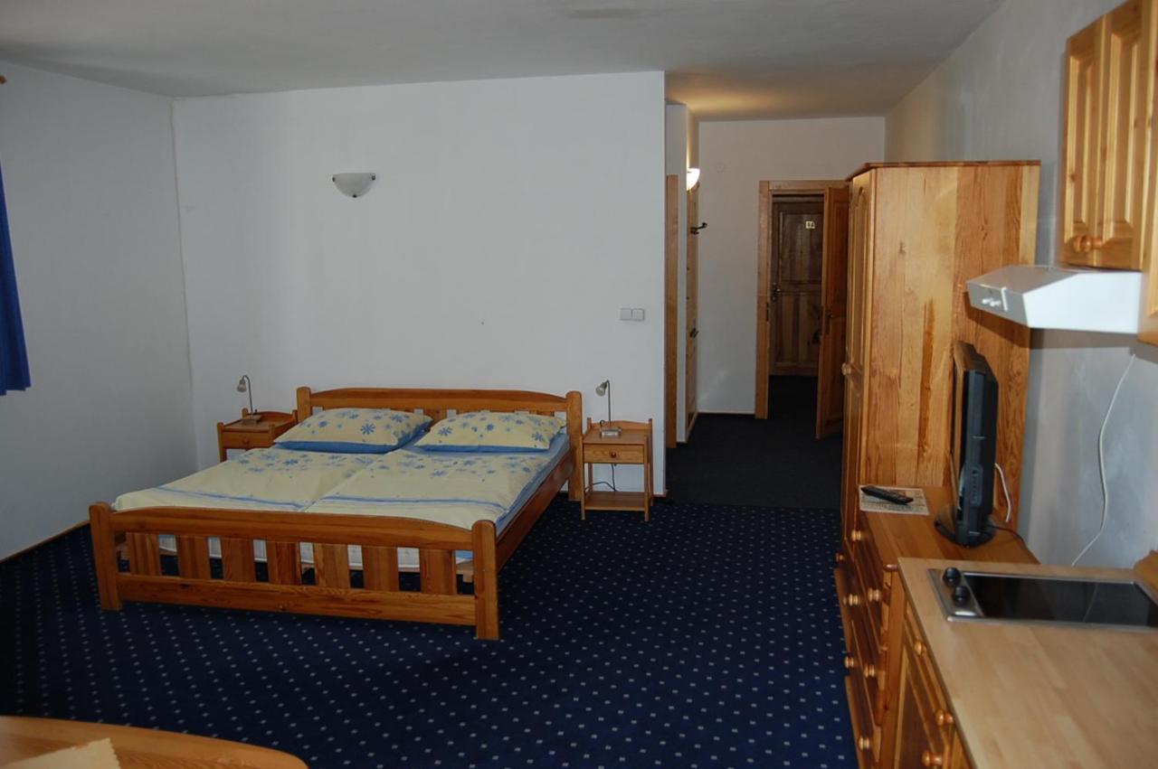 Penzion Teniscentrum Tatranská Lomnica Екстериор снимка