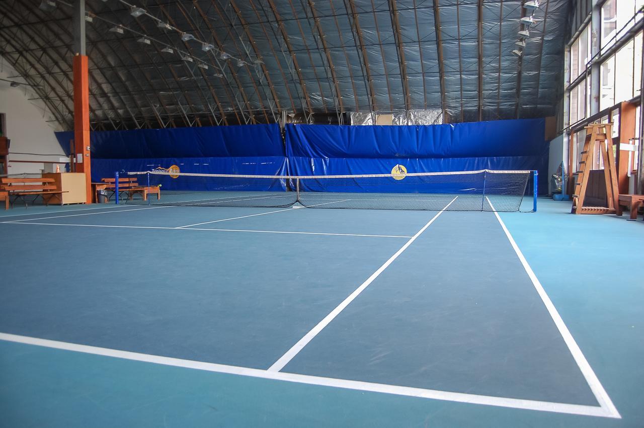 Penzion Teniscentrum Tatranská Lomnica Екстериор снимка